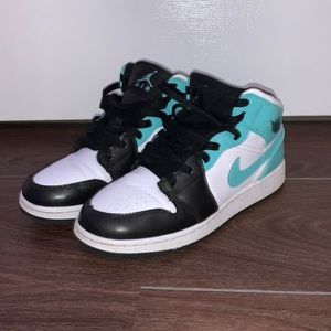 Mid Tropical jorden 1’s